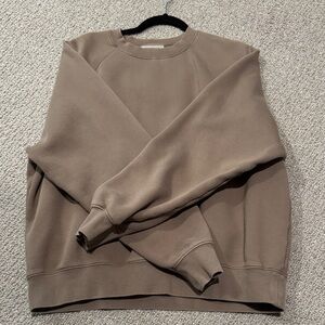 FEAR OF GOD ESSENTIALS Crewneck